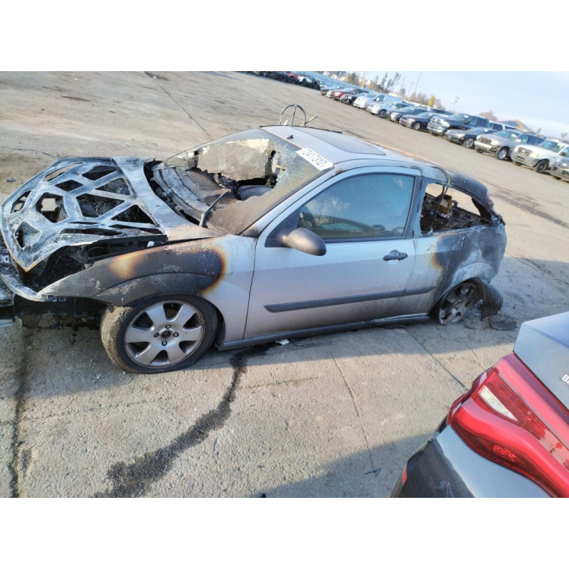 2001 FORD FOCUS