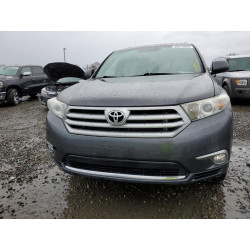 2013 TOYOTA HIGHLANDER