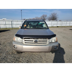2005 TOYOTA HIGHLANDER