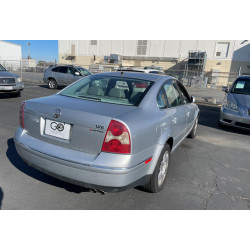 2002 VOLKSWAGEN PASSAT