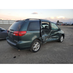 2005 TOYOTA SIENNA