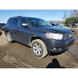 2010 TOYOTA HIGHLANDER