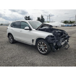 2024 BMW X5 5UX23EU04R9T59544 48216655