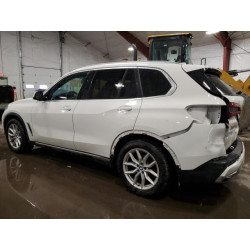 2021 BMW X5 5UXCR6C03M9F46957 46236825