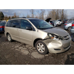 2006 TOYOTA SIENNA