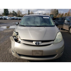 2006 TOYOTA SIENNA