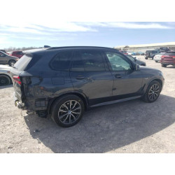 2022 BMW X5 5UXTA6C09N9K10638 48321845