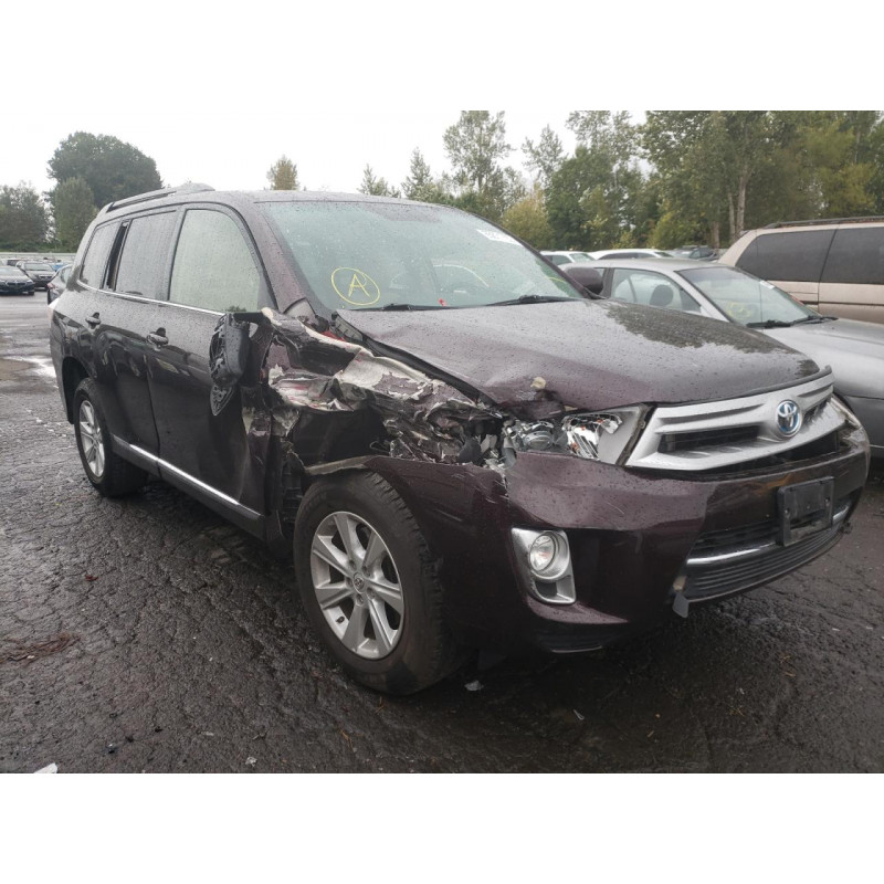 2013 TOYOTA HIGHLANDER