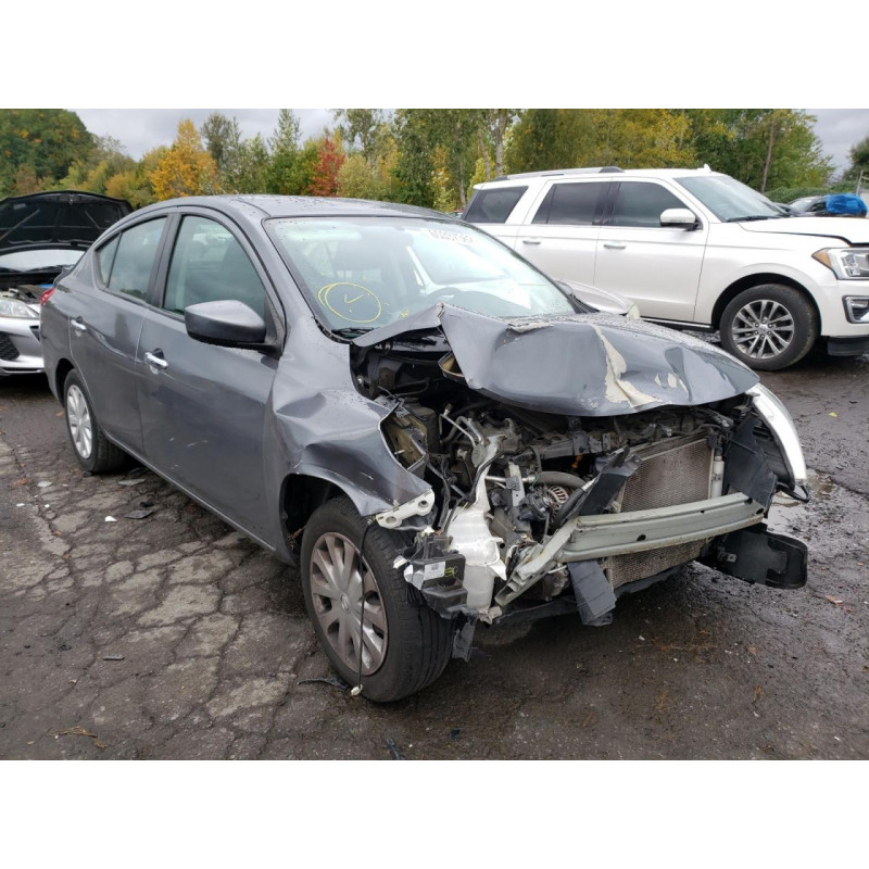 2019 NISSAN VERSA
