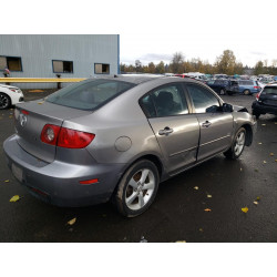 2006 MAZDA 3