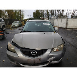 2006 MAZDA 3
