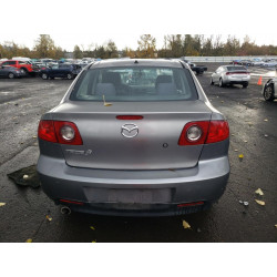2006 MAZDA 3