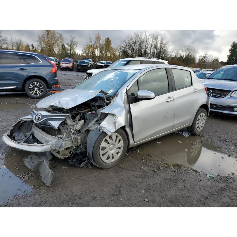 2015 TOYOTA YARIS