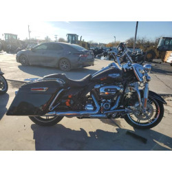 2021 HARLEY-DAVIDSON FL 1HD1FBC15MB628714 82179124