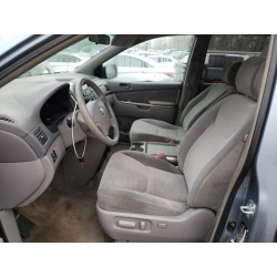 2006 TOYOTA SIENNA