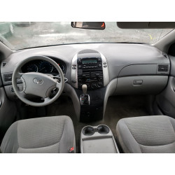 2006 TOYOTA SIENNA