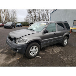 2004 FORD ESCAPE