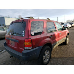 2004 FORD ESCAPE