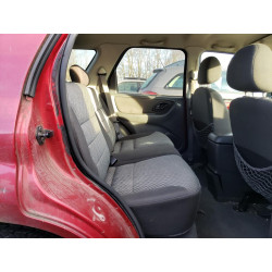 2004 FORD ESCAPE