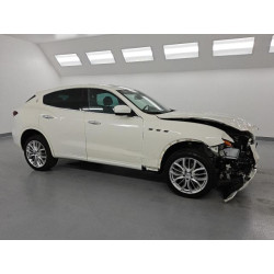 2022 MASERATI LEVANTE BA ZN661XUAXNX389214 53873675