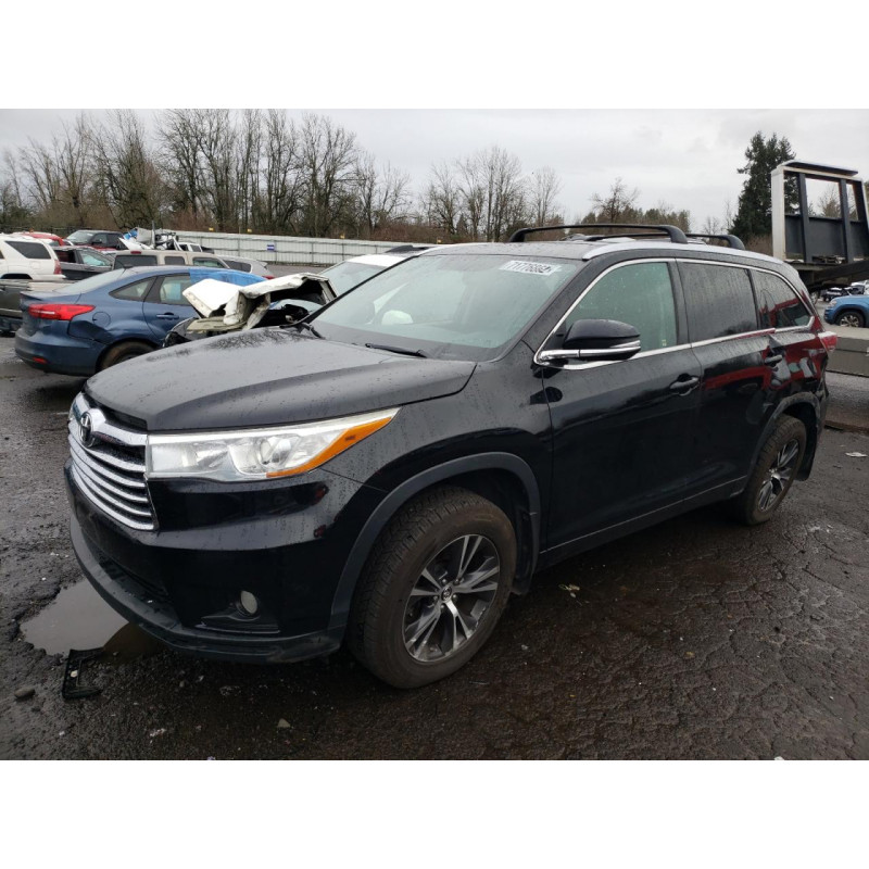 2016 TOYOTA HIGHLANDER