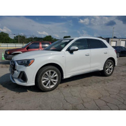 2021 AUDI Q3 WA1DECF32M1045084 54657575
