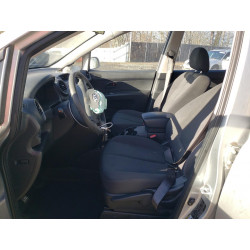 2009 KIA RONDO