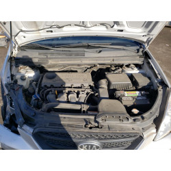 2009 KIA RONDO