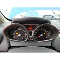 2011 FORD FIESTA