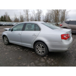 2006 VOLKSWAGEN JETTA