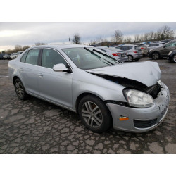 2006 VOLKSWAGEN JETTA