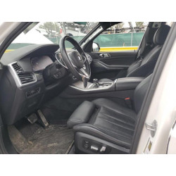 2021 BMW X5 5UXCR6C08M9F27126 51867935