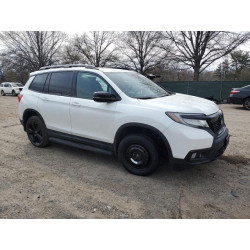 2021 HONDA PASSPORT 5FNYF8H02MB027860 51040625