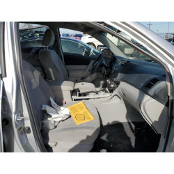 2011 TOYOTA HIGHLANDER