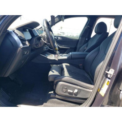 2021 BMW X5 5UXCR4C02M9G93906 63986844