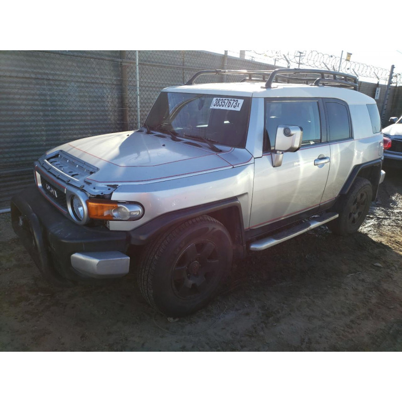 2007 TOYOTA FJ CRUISER