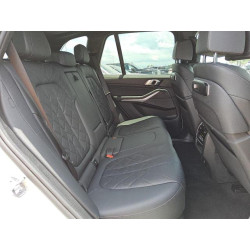 2024 BMW X5 5UX13EU06R9U94360 56057655