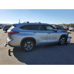 2021 TOYOTA HIGHLANDER 5TDHZRBH2MS084101 77617484