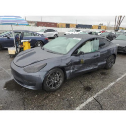 2023 TESLA MODEL 3 5YJ3E1EA5PF640805 48389265