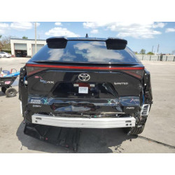 2024 TOYOTA BZ4X XLE JTMABACA2RA084418 52401525