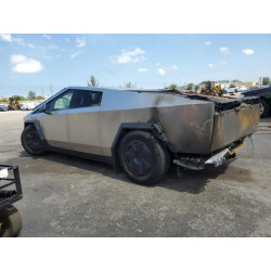 2024 TESLA CYBERTRUCK 7G2CEHED3RA051591 56845395