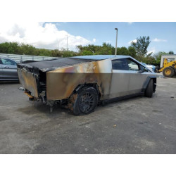 2024 TESLA CYBERTRUCK 7G2CEHED3RA051591 56845395
