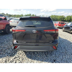 2022 TOYOTA HIGHLANDER 5TDGZRAH6NS132648 57110085