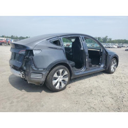 2021 TESLA MODEL Y 5YJYGDEE0MF196037 60110185