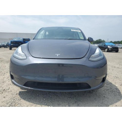 2021 TESLA MODEL Y 5YJYGDEE0MF196037 60110185