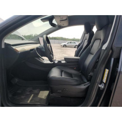 2021 TESLA MODEL Y 5YJYGDEE0MF196037 60110185