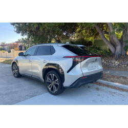 2023 TOYOTA BZ4X XLE JTMABABA1PA001575 62034385