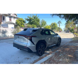 2023 TOYOTA BZ4X XLE JTMABABA1PA001575 62034385