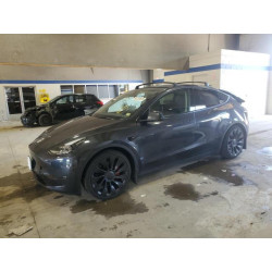 2024 TESLA MODEL Y 7SAYGDEF2RF024627 61227675