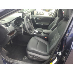 2025 TOYOTA RAV4 JTMD6RFV4SJ065972 60636695